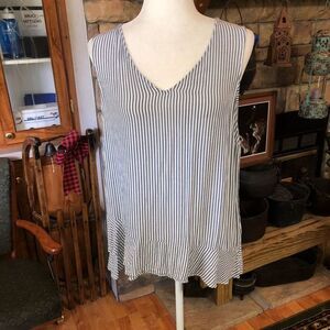 ana size large sleeveless blue & white striped top